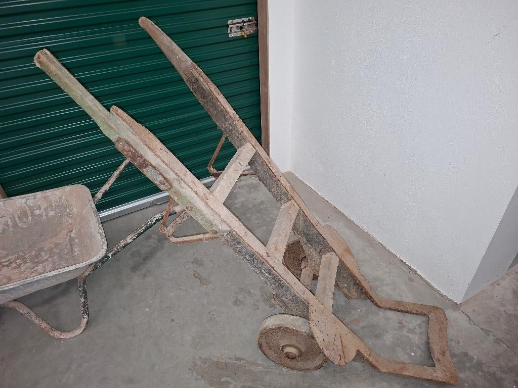 Oude steekwagen, Ophalen