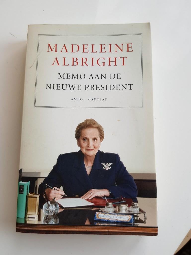Madeleine Albright, Verzenden, Gelezen