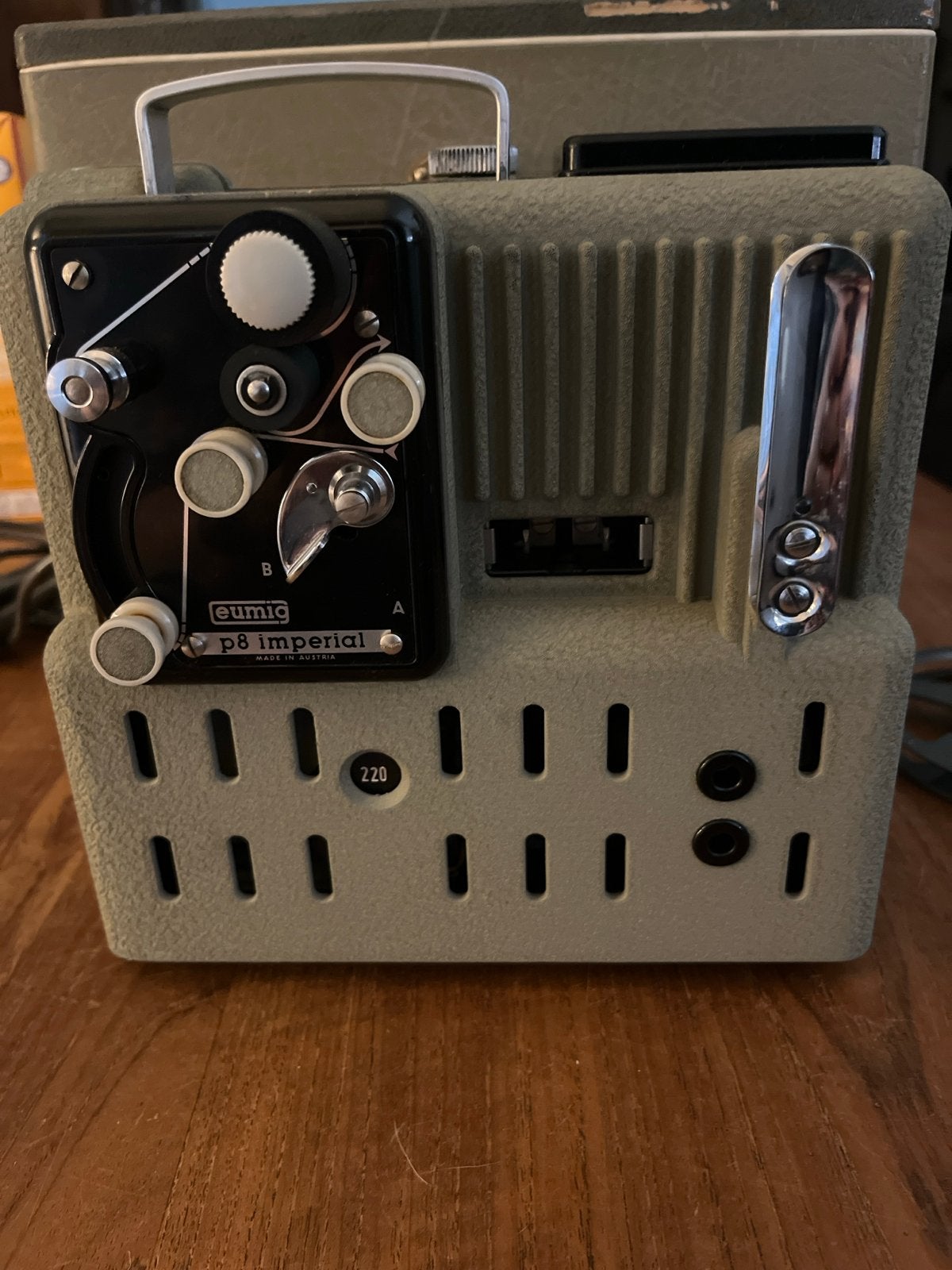Eumig P8 Imperial 8mm Filmprojector - Vintage Oostenrijks, Audio, Tv en Foto, Filmrollen, 8mm film, Ophalen of Verzenden