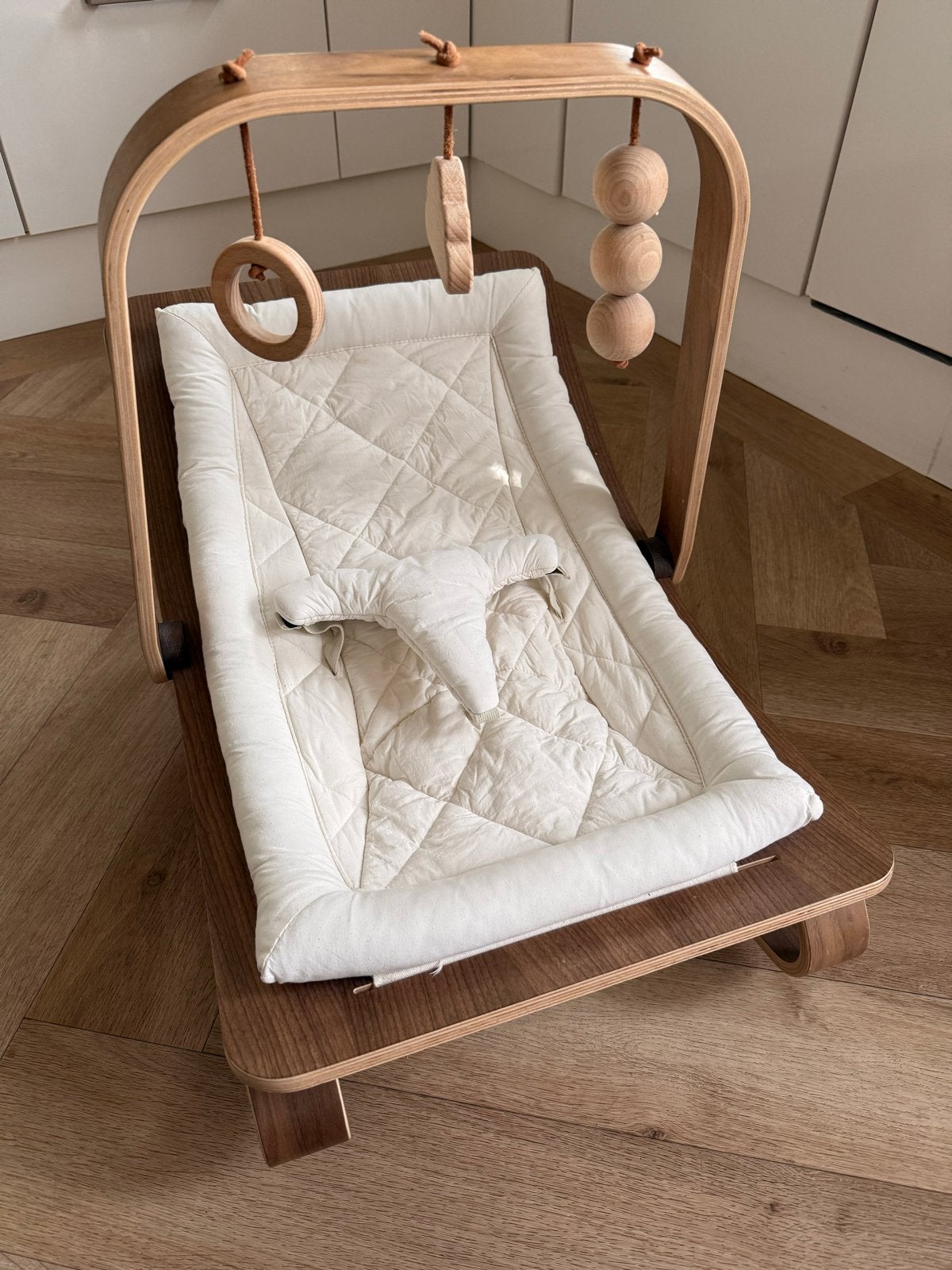 Charlie Crane Levo Baby Wipstoel met Speelboog, Kinderen en Baby's, Ophalen of Verzenden, Zo goed als nieuw