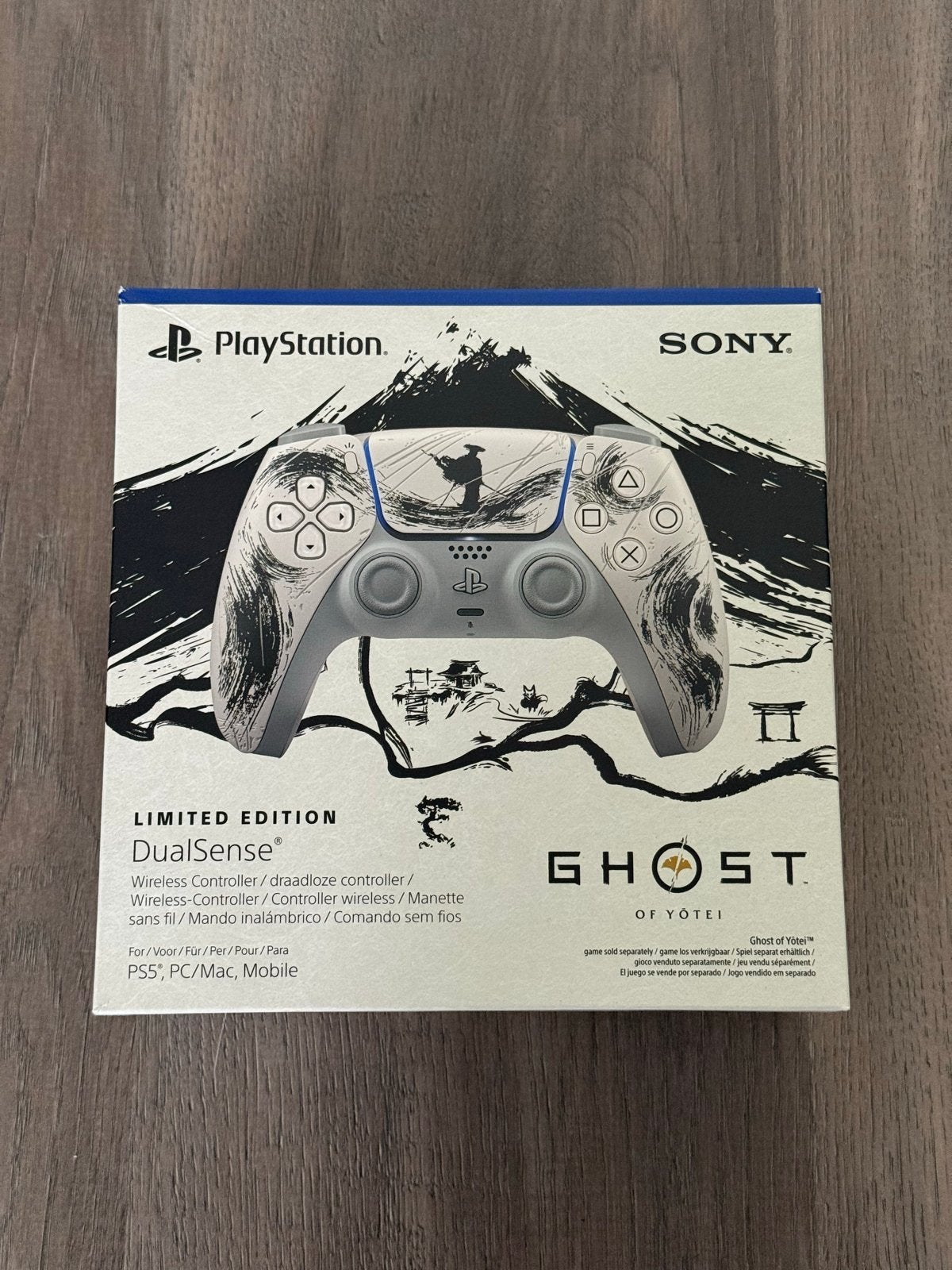 PS5 DualSense Controller Ghost of Yotei Edition - Nieuwstaat, Ophalen of Verzenden, Zo goed als nieuw