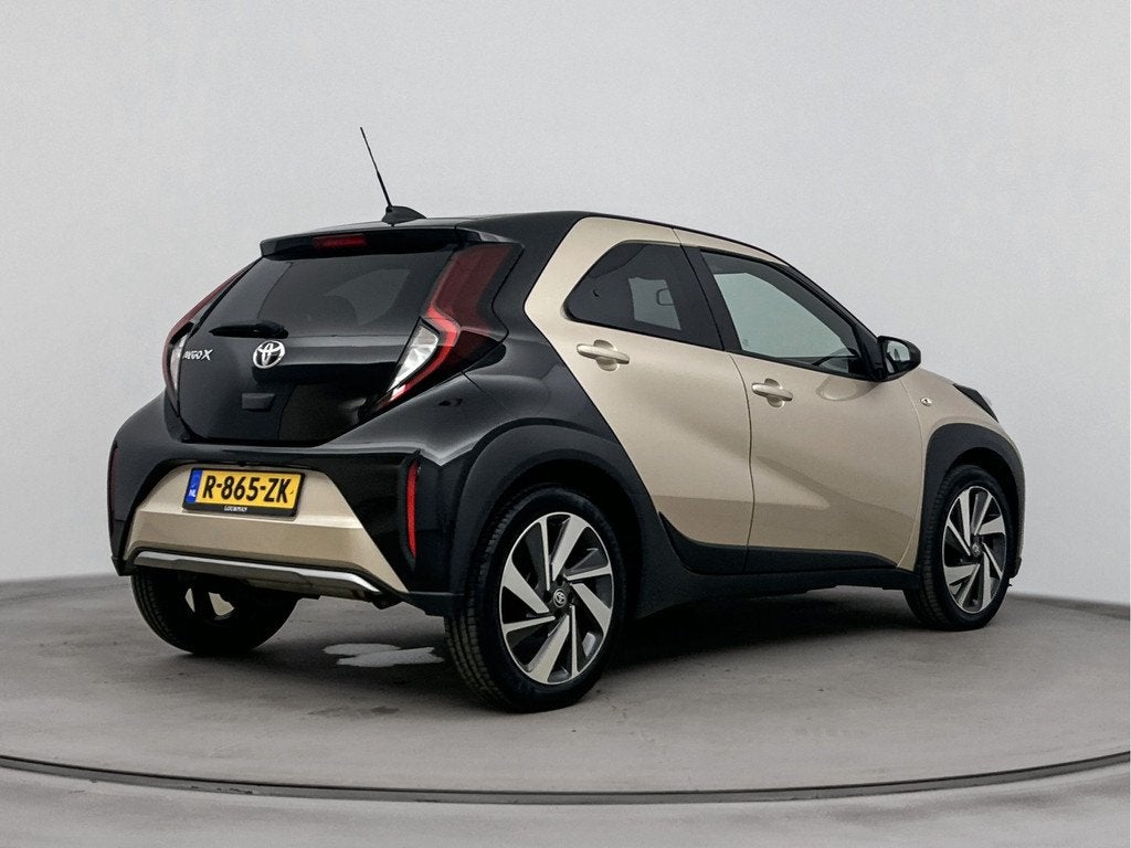 Toyota Aygo X 1.0 VVT-i S-CVT Envy Automaat | JBL Audio | Ap, 12 maanden, Gebruikt, Overige kleuren, 4 stoelen