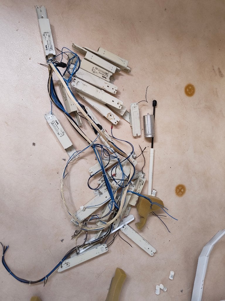 Oud ijzer van zonnebank, Ophalen, Gebruikt, Overige metalen