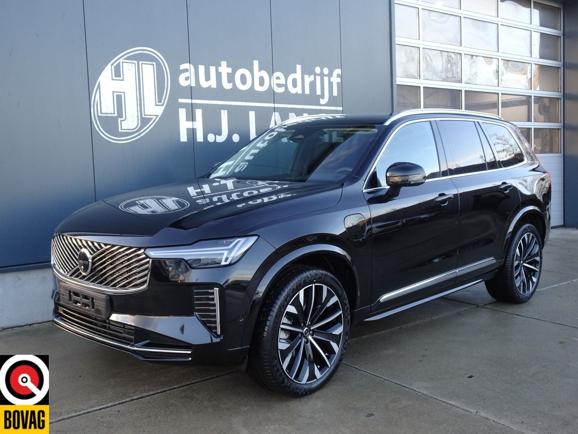 Volvo XC90 2.0 T8 Plug-in hybrid AWD Plus Bright (bj 2025), Auto's, 12 maanden, Gebruikt, Zwart, 4 cilinders