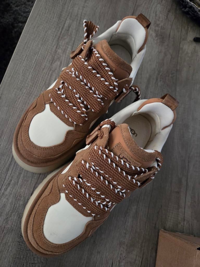 Ugg sneakers, UGG, Bruin, Nieuw, Ophalen of Verzenden