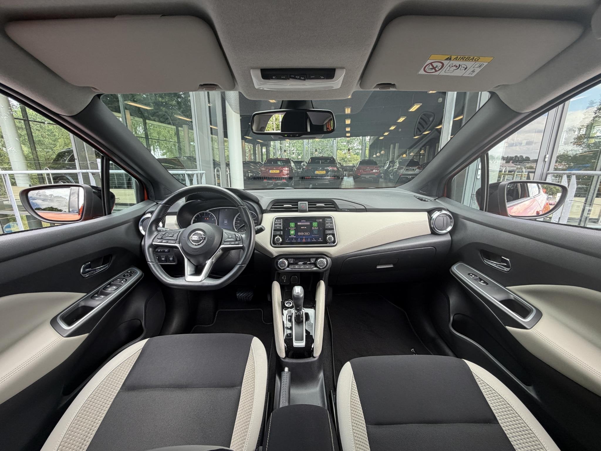Nissan Micra 1.0 IG-T Tekna Automaat 100PK | Navigatie | Car, Gebruikt, Euro 6, Overige kleuren, 1055 kg