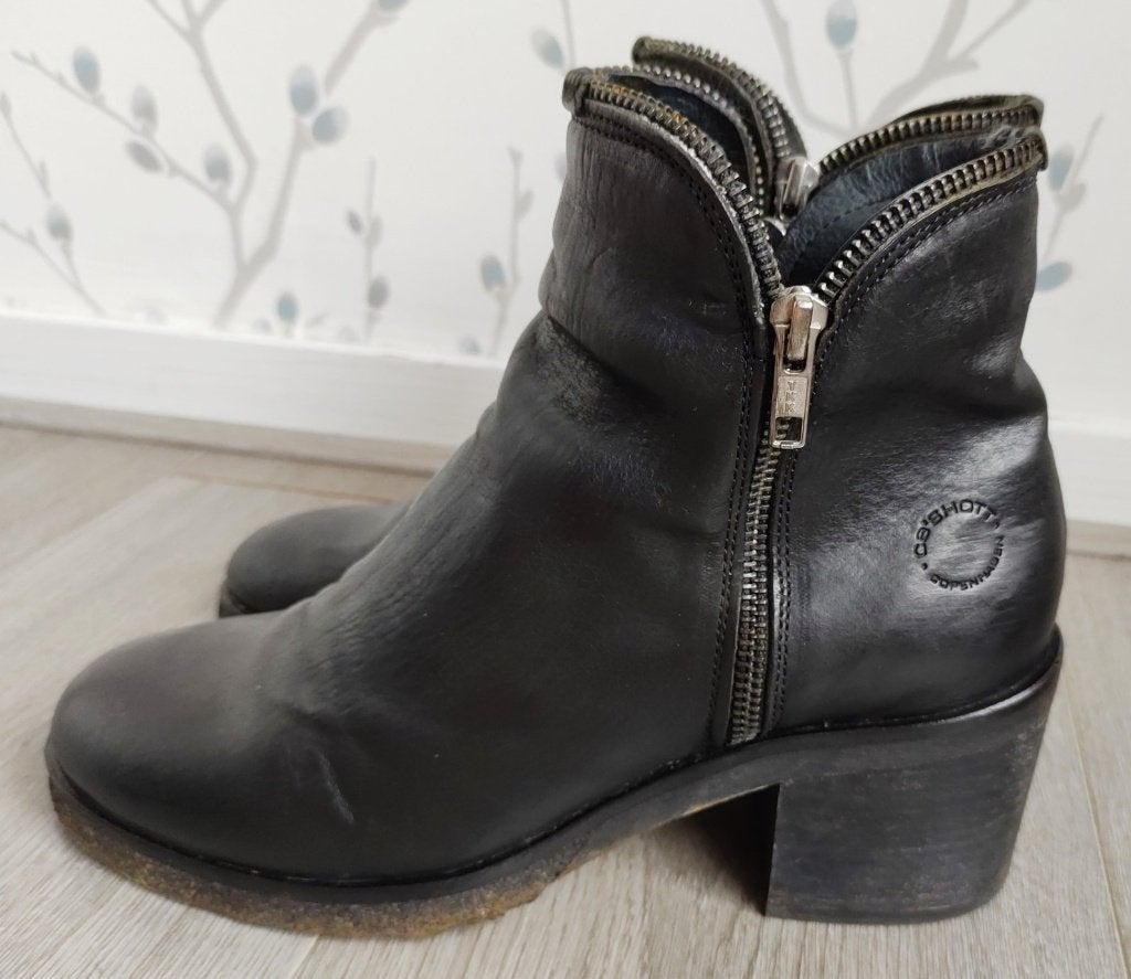 CA'SHOTT Copenhagen Zwarte Enkellaarsjes maat 40, Kleding | Dames, Schoenen, Zwart, Lage of Enkellaarzen, Ophalen of Verzenden