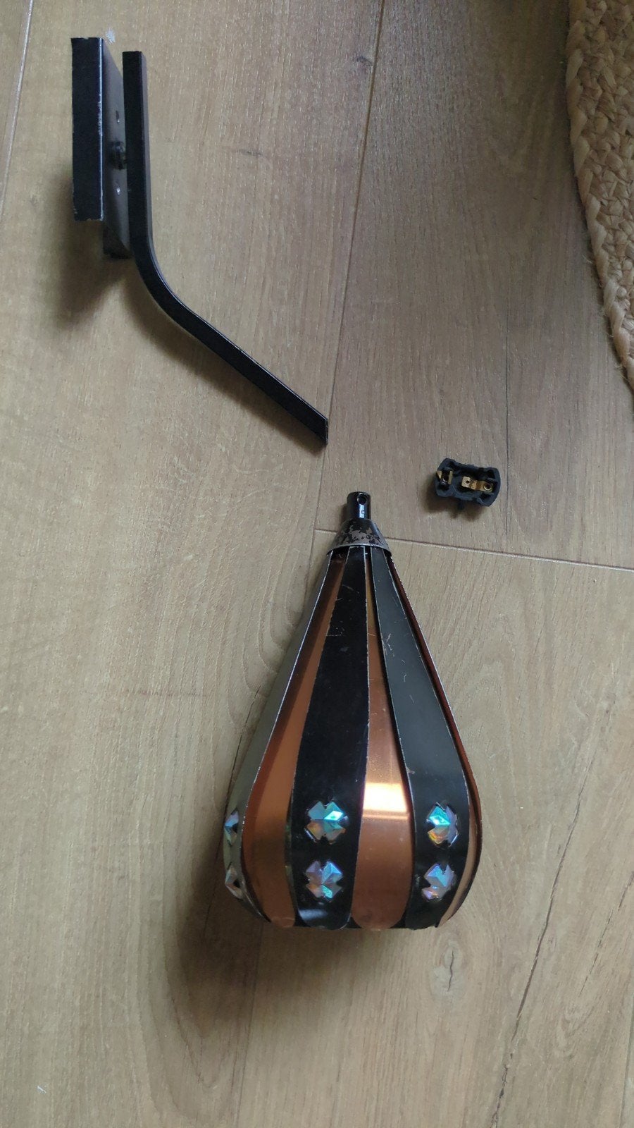 Vintage koperen wandlamp met kristallen details, Huis en Inrichting, Lampen | Wandlampen, Ophalen of Verzenden, Gebruikt, Overige materialen