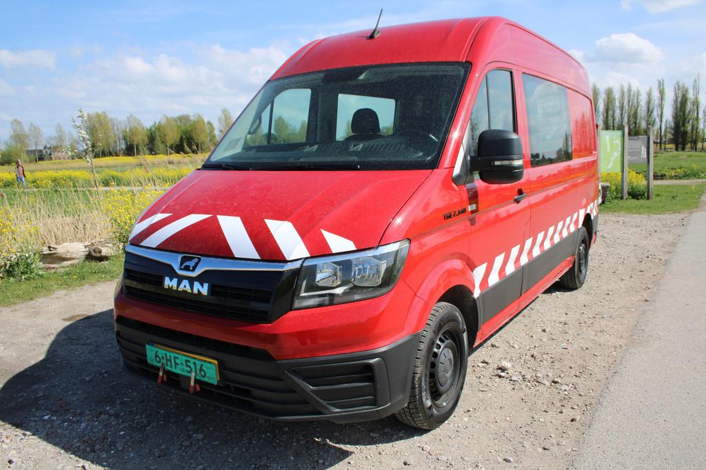 MAN TGE 30 2.0 Standaard Normaal 5-zitter met trekhaak, Start-stop-systeem, Gebruikt, Euro 6, 4 cilinders