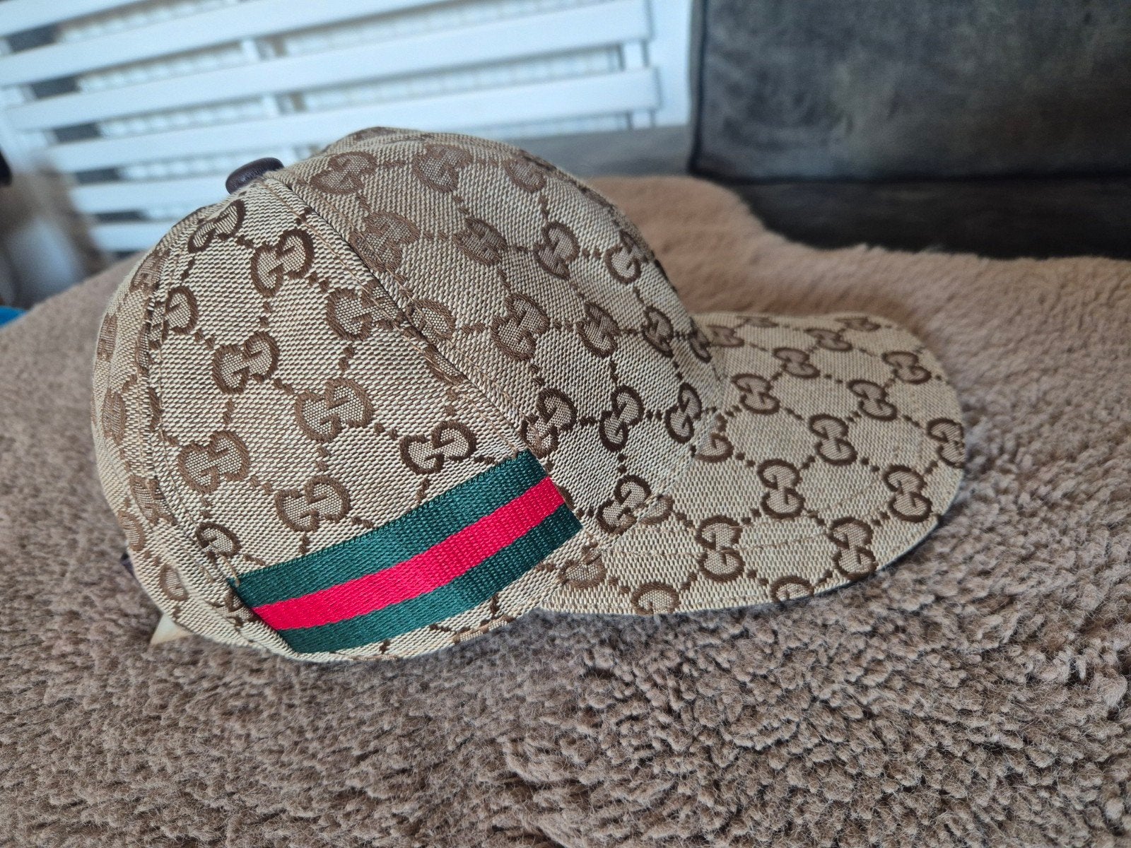 Gucci petje, Ophalen of Verzenden, Nieuw, 57 cm (M, 7⅛ inch) of minder, Pet