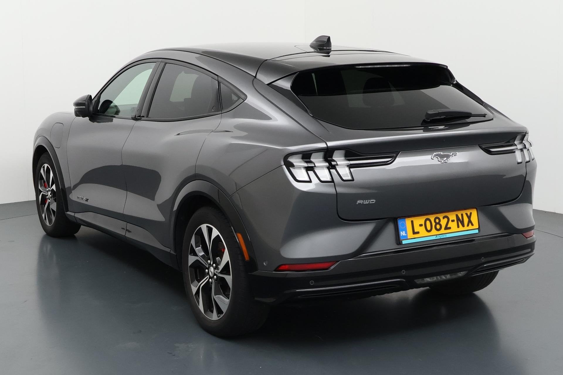Foto 8 van Ford Mustang Mach-E Extended AWD 98 kWh Volledig elektrisch