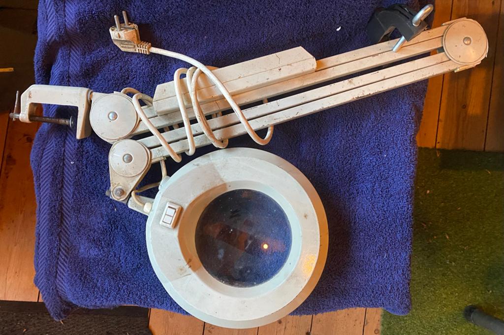 Industriële Luxo loeplamp met klem, Ophalen of Verzenden, Gebruikt, Loeplamp