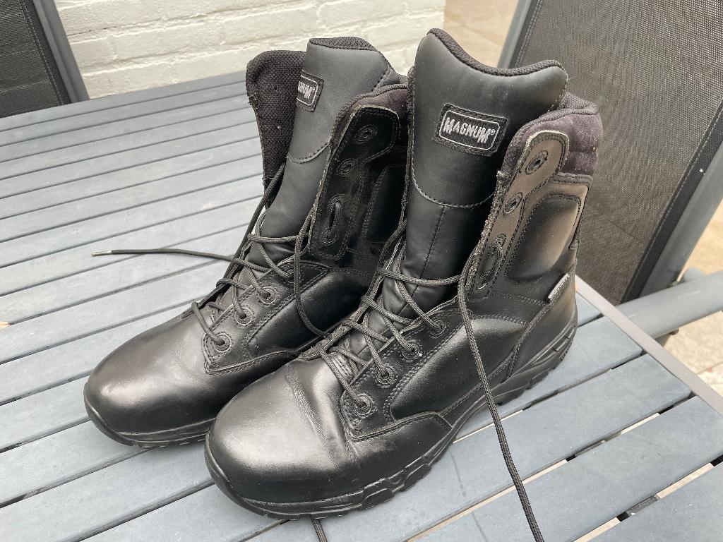 Magnum Werkschoenen / Legerkisten / laarzen Maat 44 - WD014, Kleding | Heren, Schoenen, Waddinxveen, Zwart, Ophalen of Verzenden