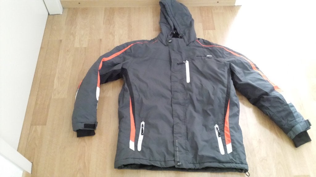 winterjas maat 164, Kinderen en Baby's, Kinderkleding | Maat 164, Ophalen of Verzenden, Zo goed als nieuw, Jongen, Jas