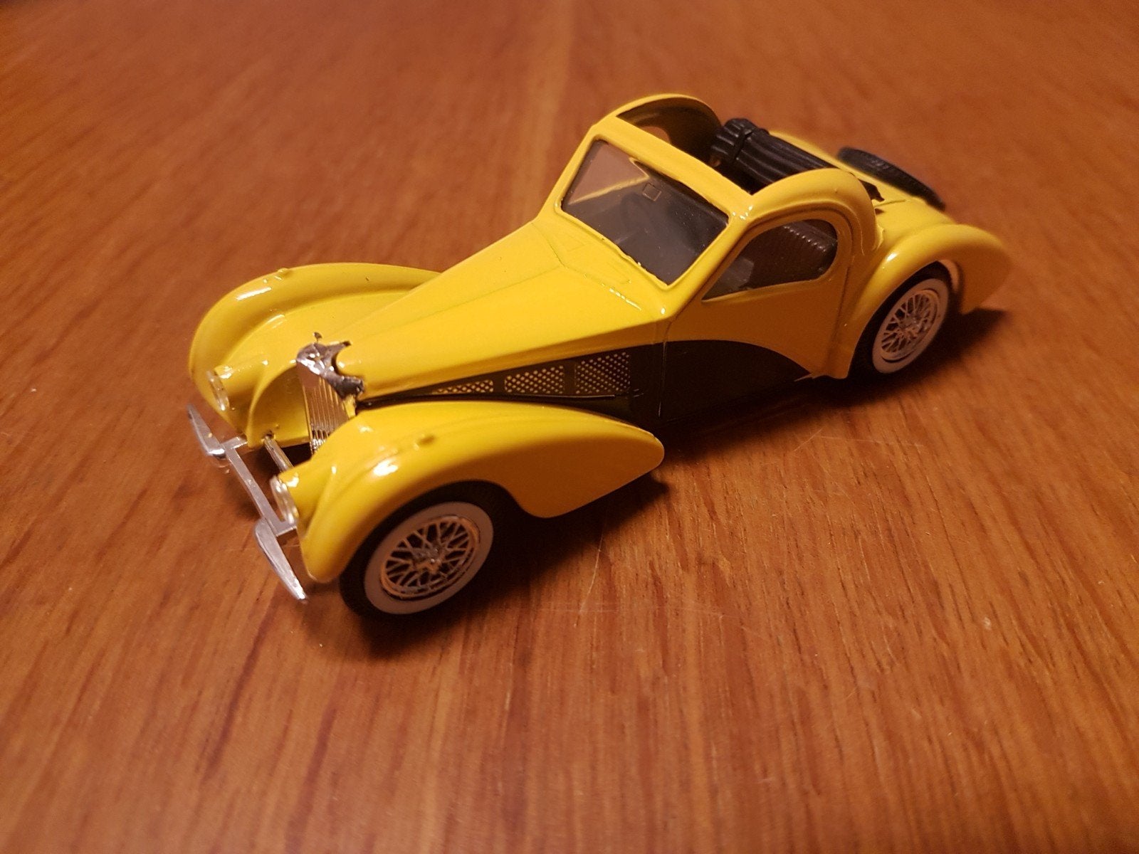 solido bugatti 57s atalante 1939 doosje, Ophalen of Verzenden, Zo goed als nieuw, Auto, Solido