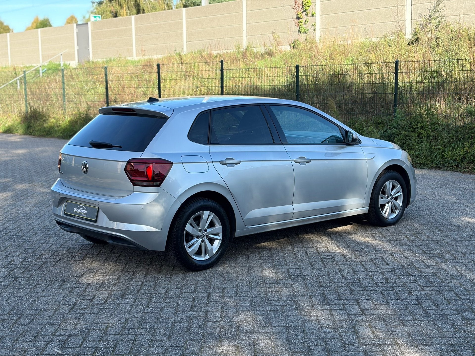 Volkswagen Polo 1.0 TSI Comfortline DSG I CARPLAY I CRUISE I, Auto's, Gebruikt, 95 pk, Bedrijf, 1080 kg