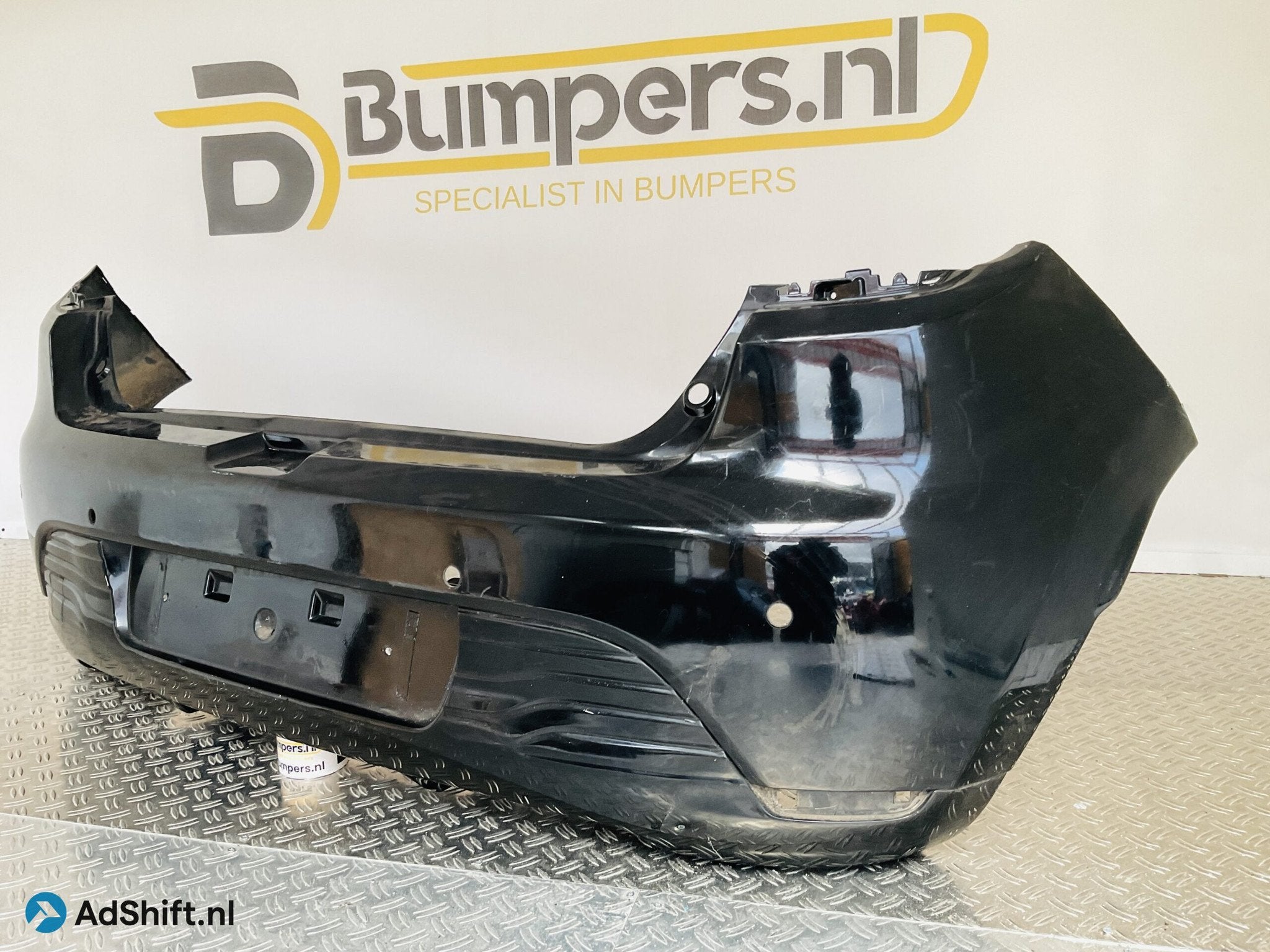 BUMPER Renault Clio 4 4xpdc 2013-2016 850225639R Achterbumpe, Bumper