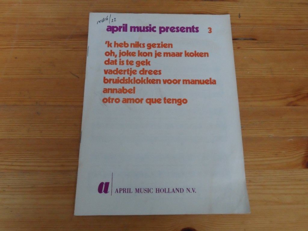 April music presents - 7x, Gebruikt, Gitaar, Ophalen of Verzenden, Artiest of Componist