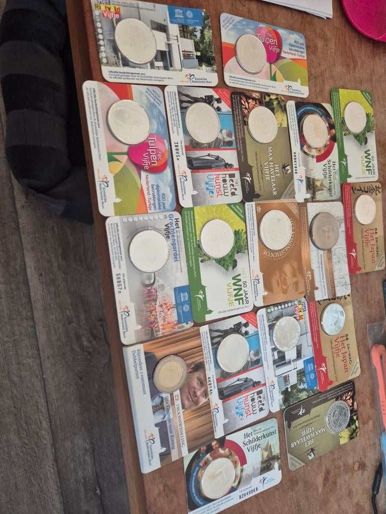 18 Officiële Nederlandse Herdenkingsmunten in Coincards, Ophalen of Verzenden