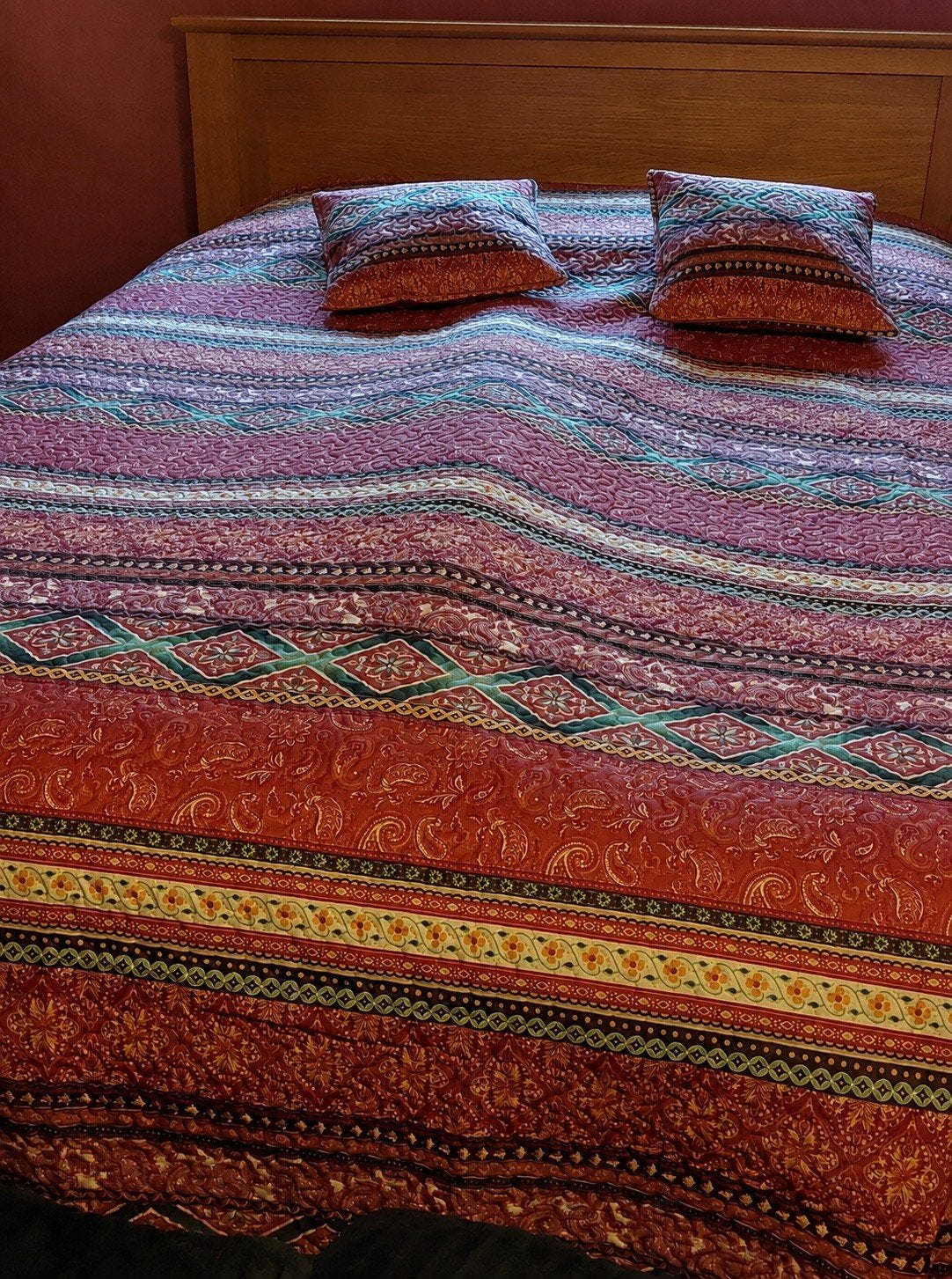 Sprei met kussentjes - Terra/Meerkleurig - 240x250 cm, Meerkleurig, Tweepersoons, Ophalen of Verzenden, Zo goed als nieuw