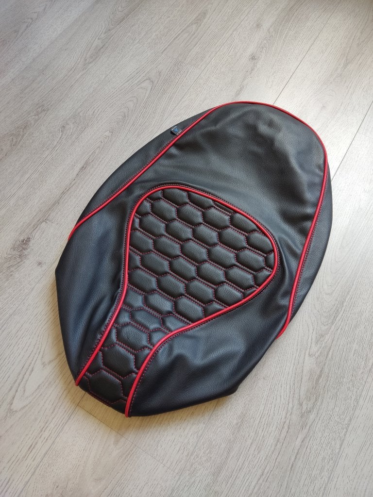 Zadelhoes buddydek Vespa Sprint Primavera rood custom NIEUW, Fietsen en Brommers, Brommeronderdelen | Scooters, Info@jynkx.com