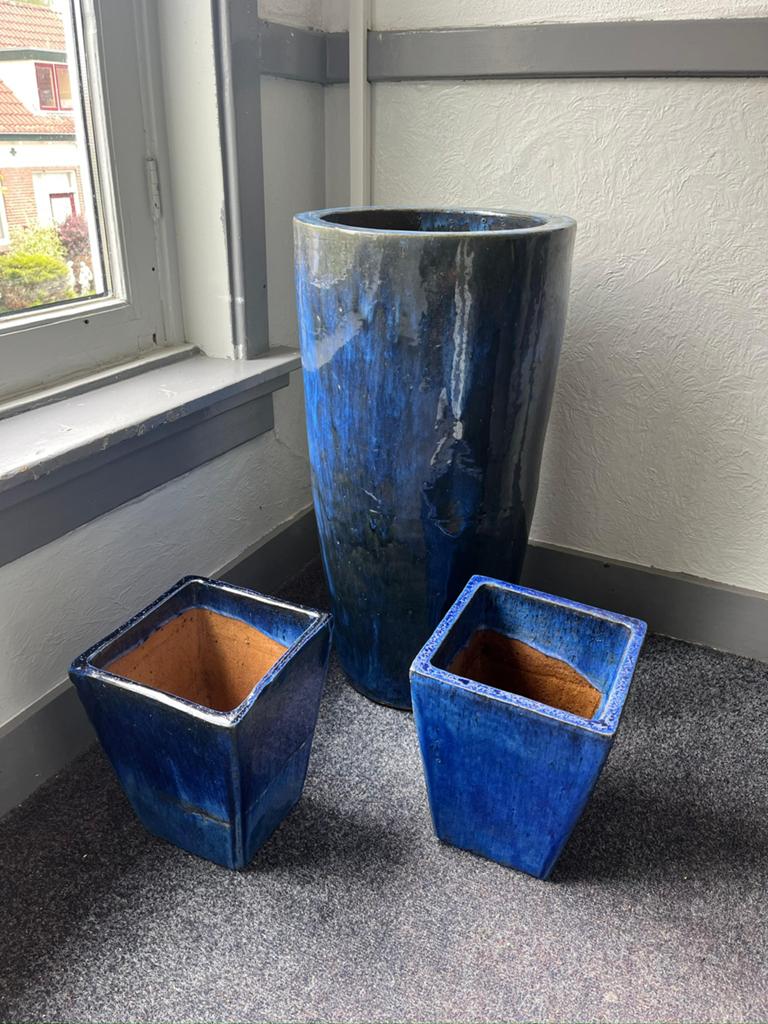 Prachtige blauwe keramieken bloempotten, Tuin en Terras, Rond, Zo goed als nieuw, Aardewerk, 70 cm of meer