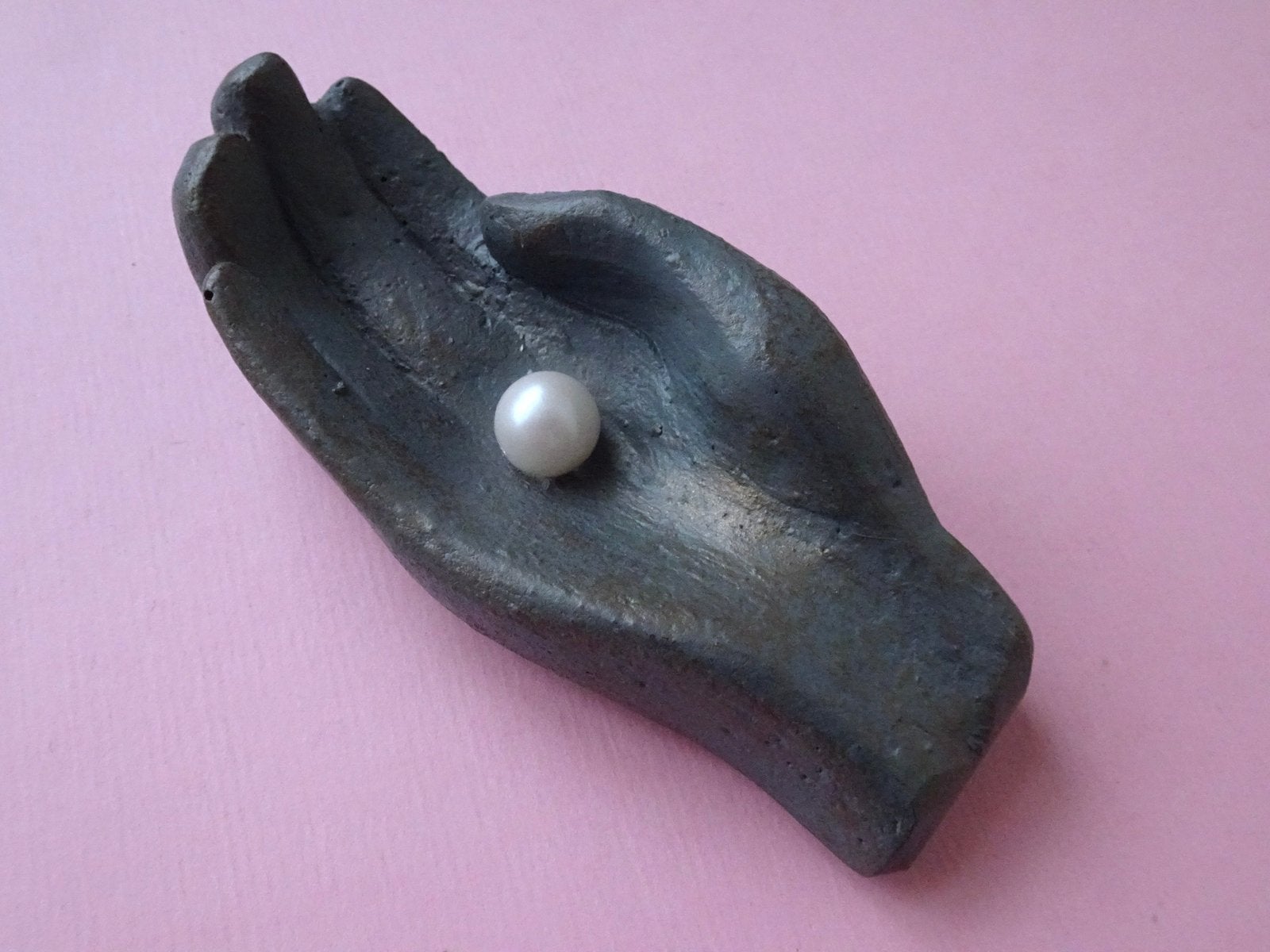 Vintage beeld beeldje design hand handje parel blauw grijs, Ophalen, Zo goed als nieuw, Mens