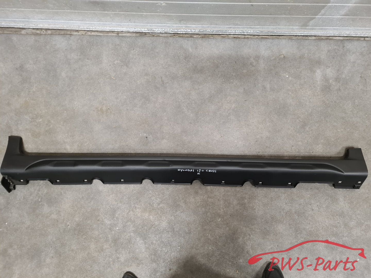 HYUNDAI I20 CROSS RECHTS SIDESKIRT DORPELIJST ORIGINEEL, Gebruikt, -, -, Ophalen of Verzenden