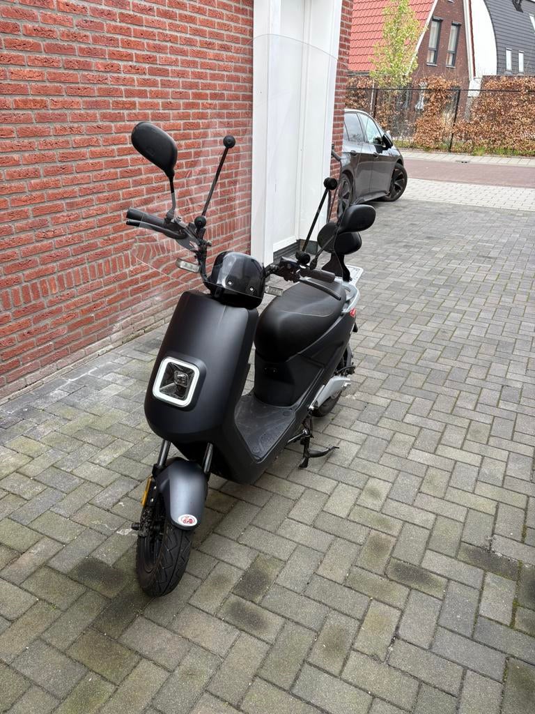 Iva E Go S4, Fietsen en Brommers, Snorfietsen en Snorscooters, Ophalen, Zo goed als nieuw, Elektrisch, Overige merken