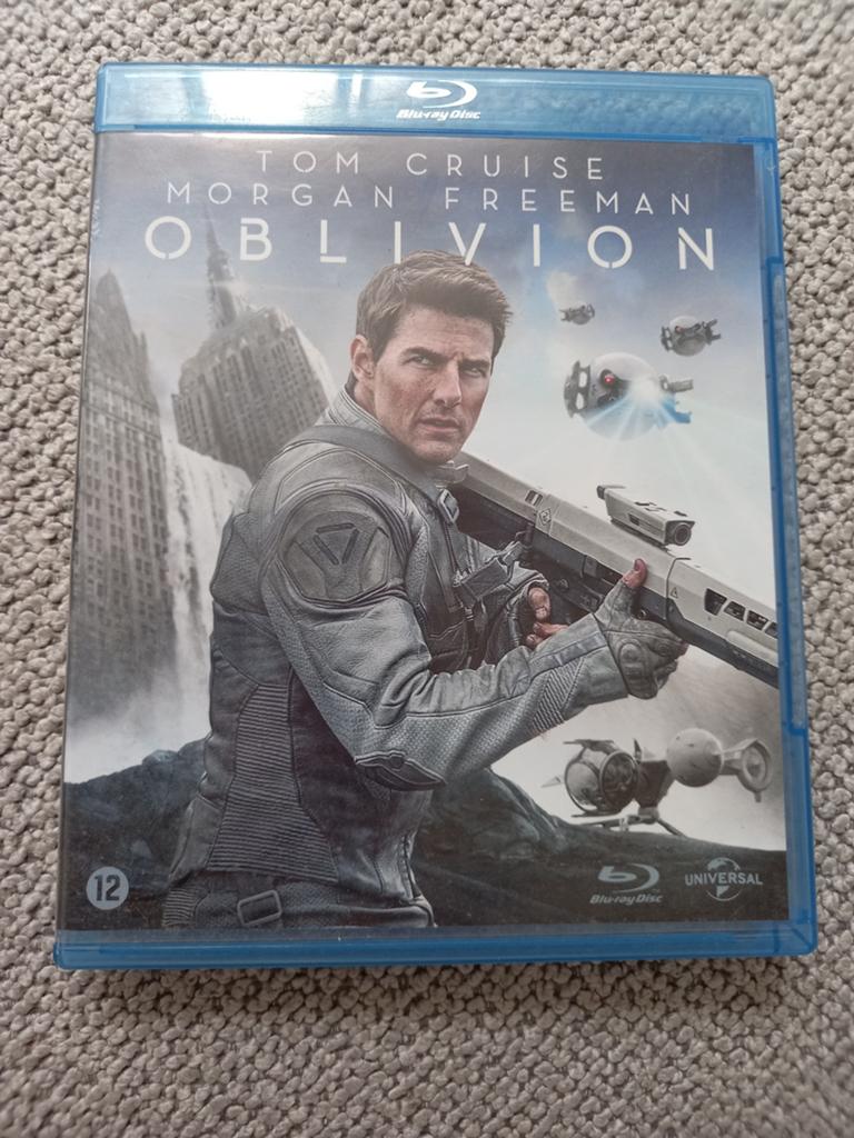 Oblivion, Ophalen of Verzenden, Zo goed als nieuw, Avontuur