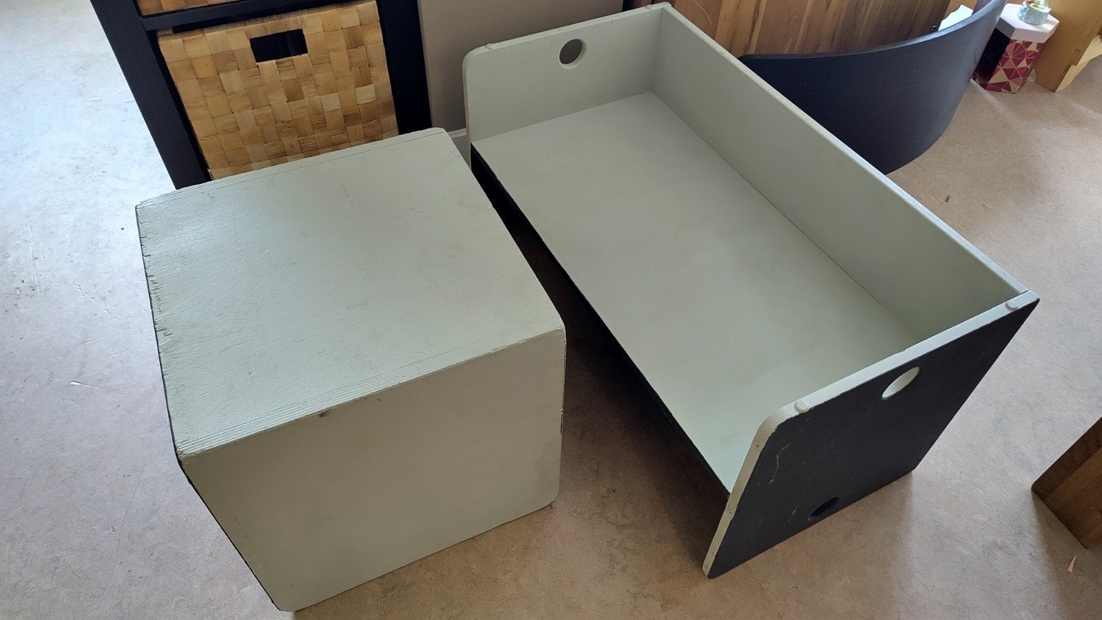 Multifunctioneel: Kinderbureau / tafel / stoel / bankje., Ophalen, Gebruikt, Tafel(s) en Stoel(en)