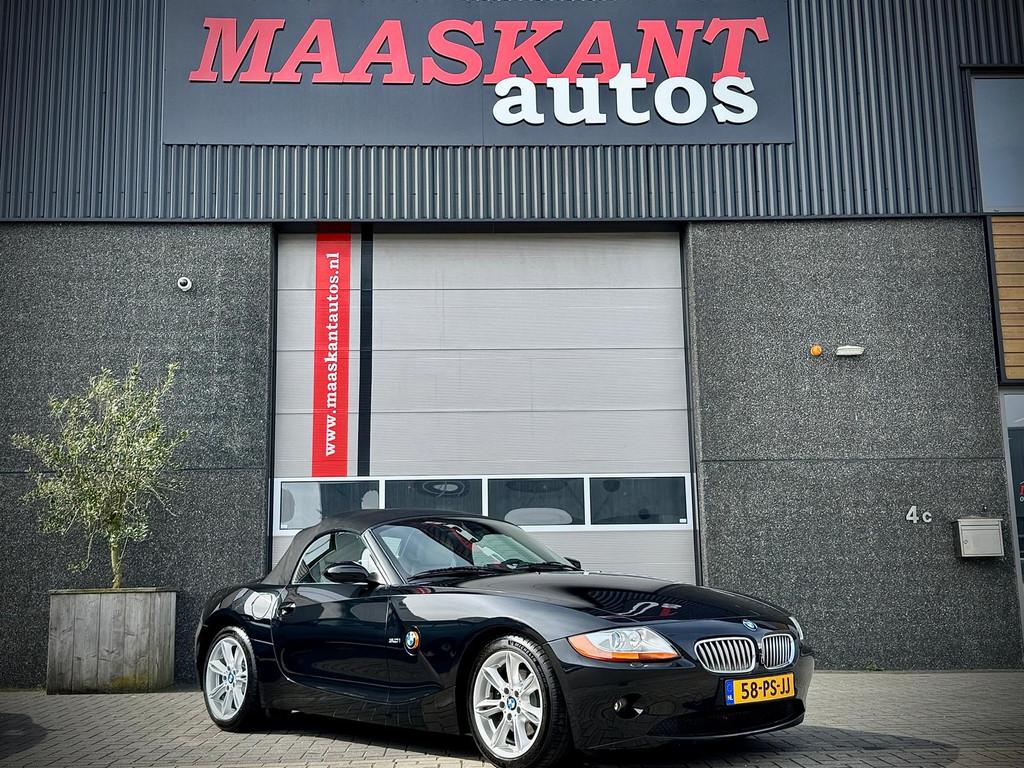 BMW Z4 Roadster 3.0i S / Aut / NL auto / 231pk / Xenon / Cru, Auto's, Automaat, Gebruikt, Beige, Zwart