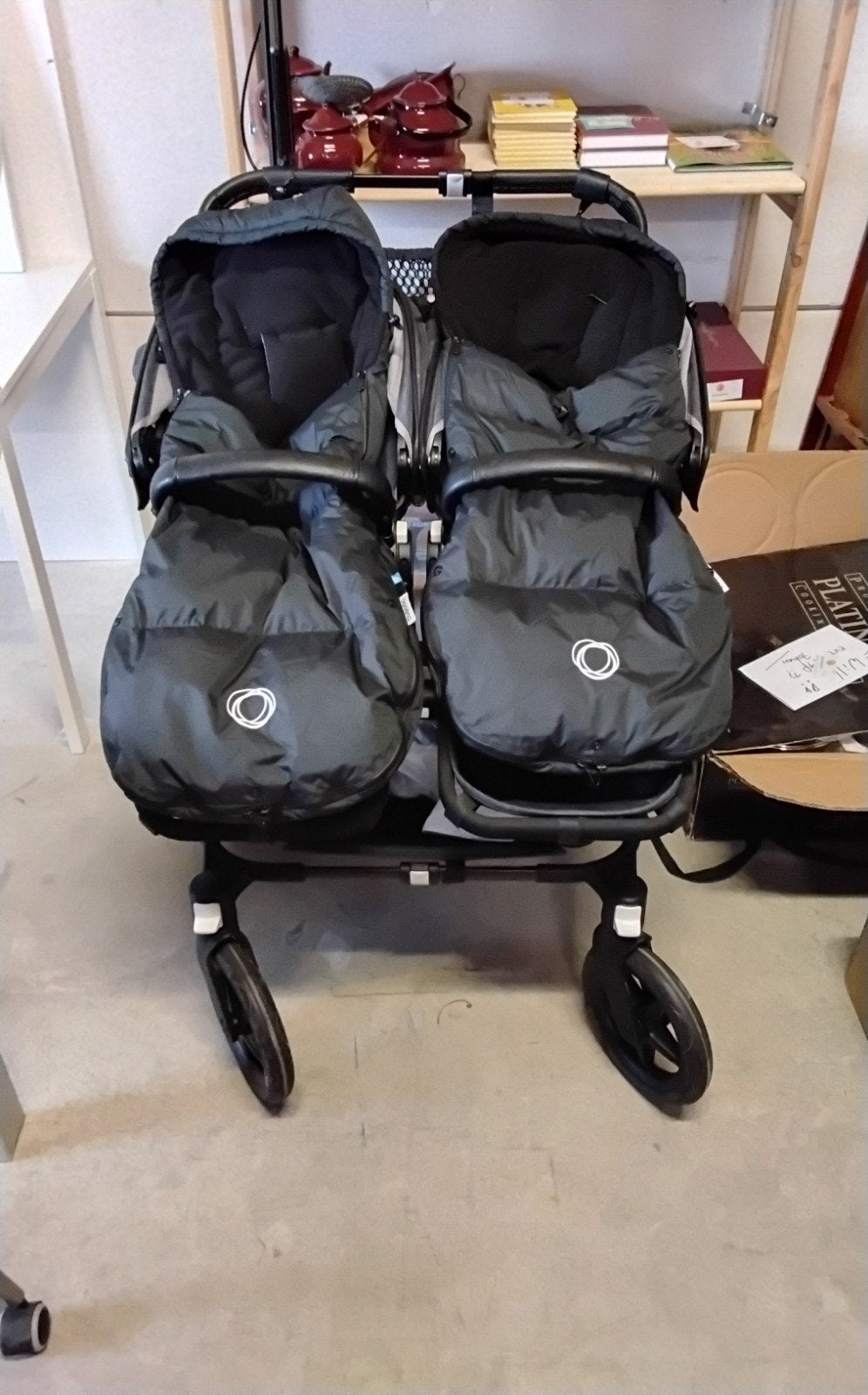 Bugaboo Donkey Twin in nieuwstaat, Ophalen, Kinderwagen of Buggy, Nvt, Nvt