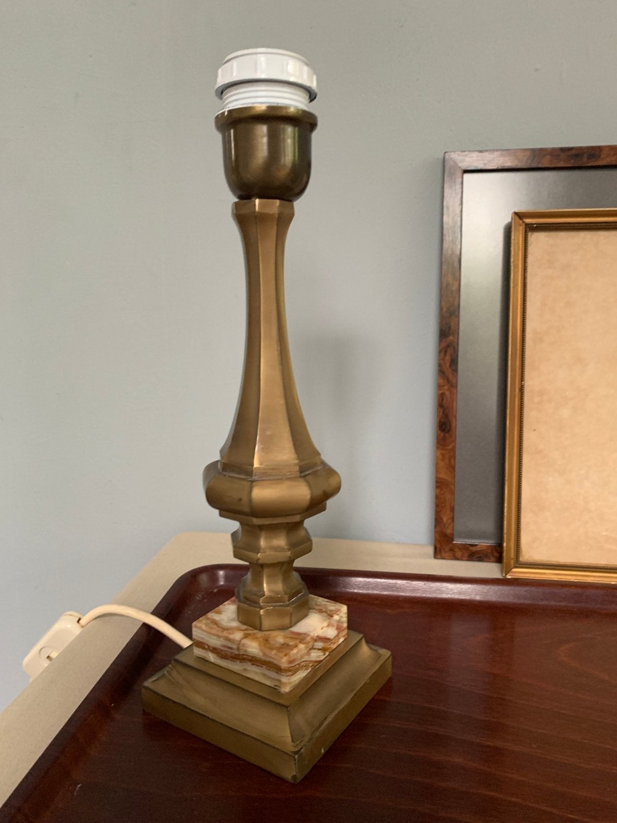 Vibtage tafellamp messing onyx marmer ‘60 Hollywood Regency, Met schakelaar, Zo goed als nieuw, Schemerlamp, Metaal