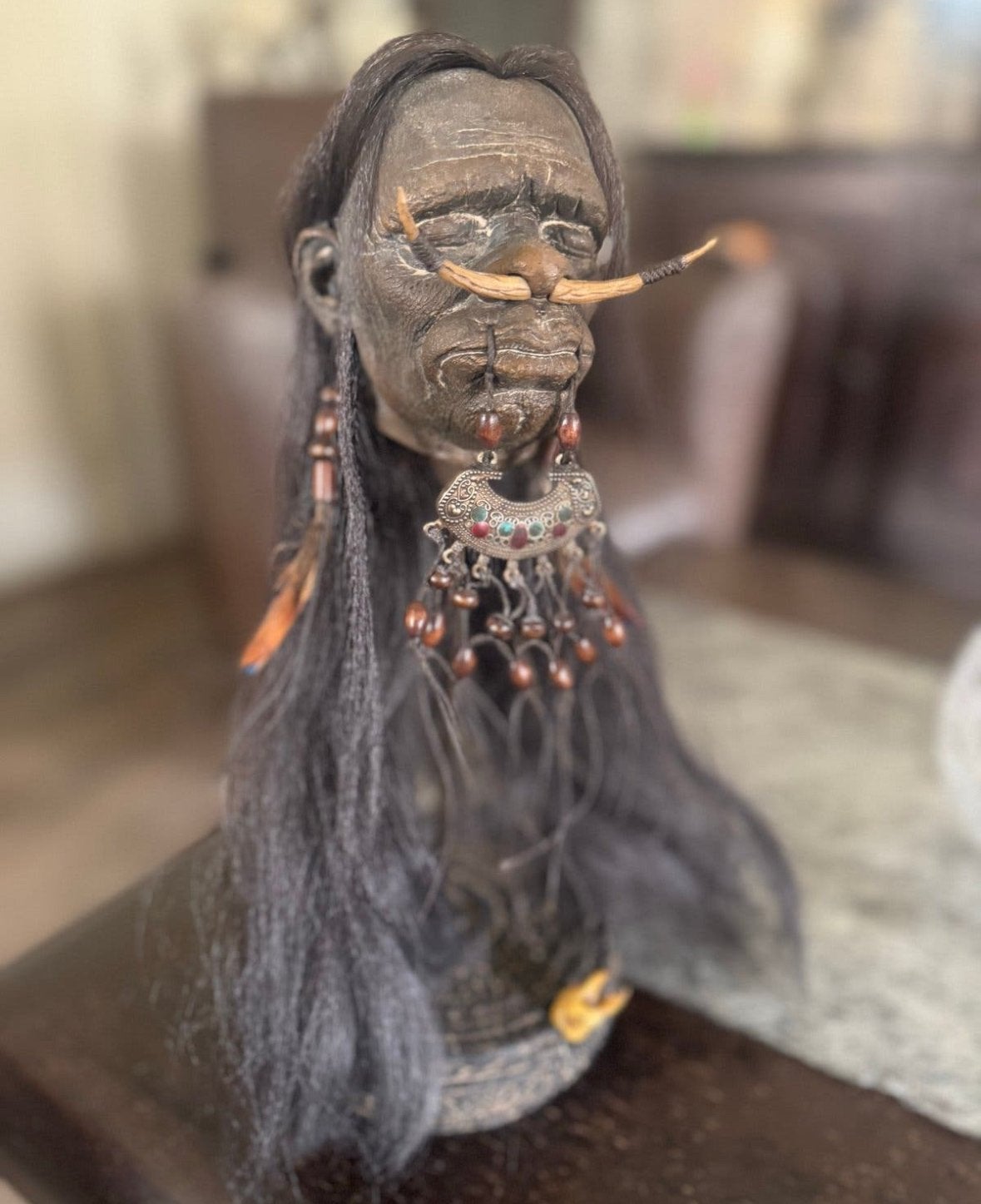 Shrunken head replica tsantsa gekrompen hoofd, Verzenden, Handgemaakt, Overige herkomsten, Beeld