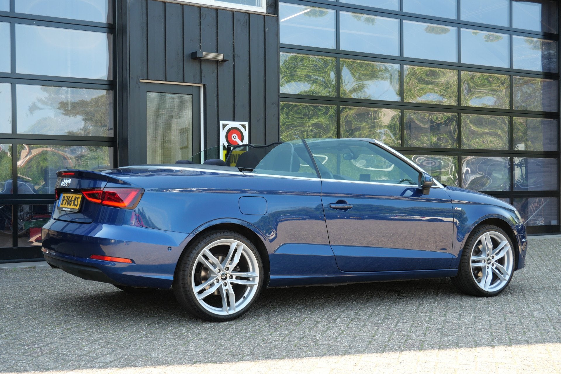 Audi A3 Cabriolet 1.4 TFSI CoD Ambition Pro Line S Open Days, Stof, Gebruikt, 4 cilinders, Cabriolet