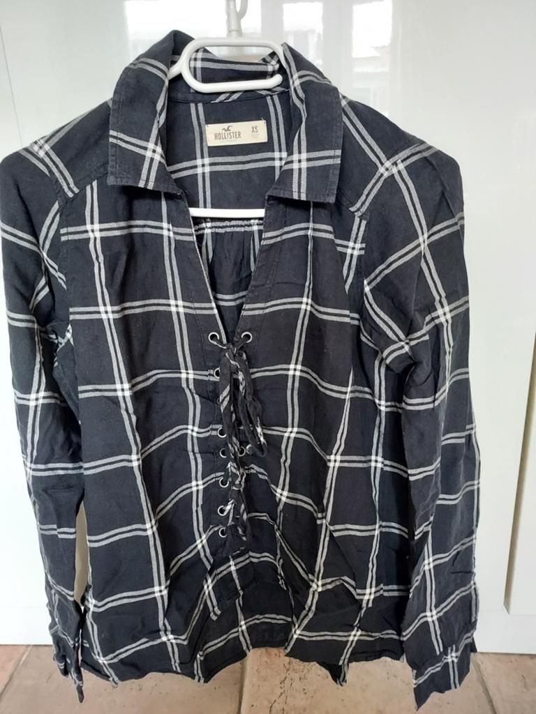 Blouse Hollister XS zwart wit geruit met veter, Zwart, Ophalen of Verzenden, Zo goed als nieuw, Korte mouw