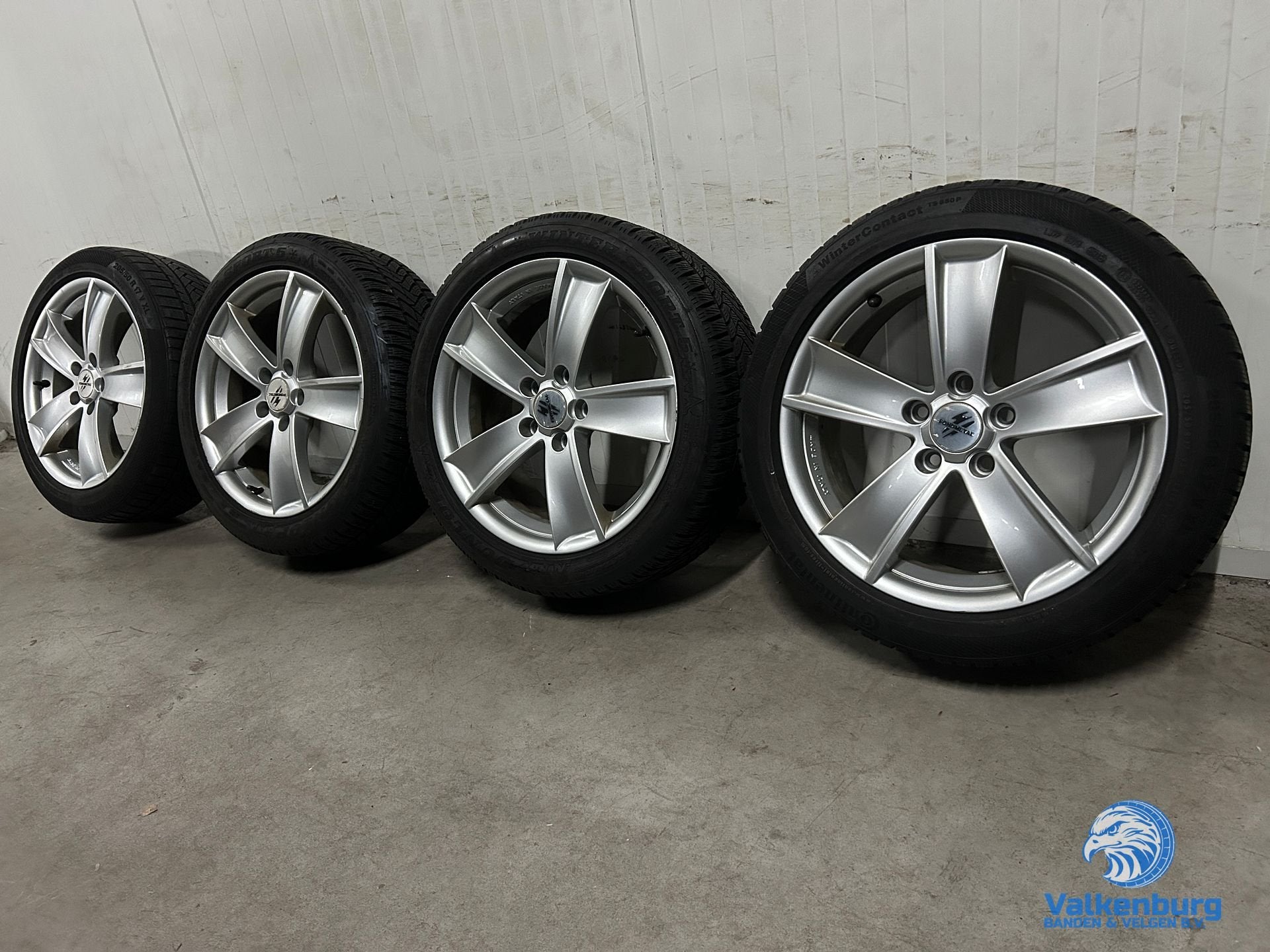 7mm! VW Golf Caddy Audi A3 Leon 17 inch velgen 5x112 winterb, Gebruikt, -, -, Banden en Velgen