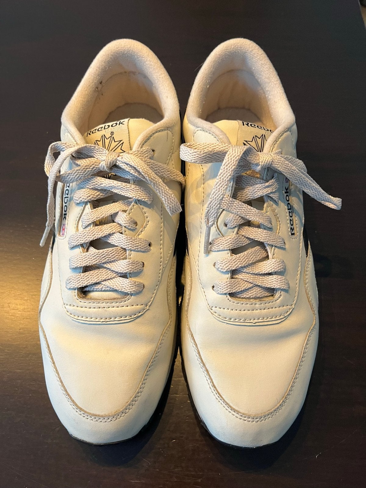 Reebok Classic Sneakers - Crème/Zwart, Ophalen of Verzenden, Zo goed als nieuw, Wit, Sneakers of Gympen