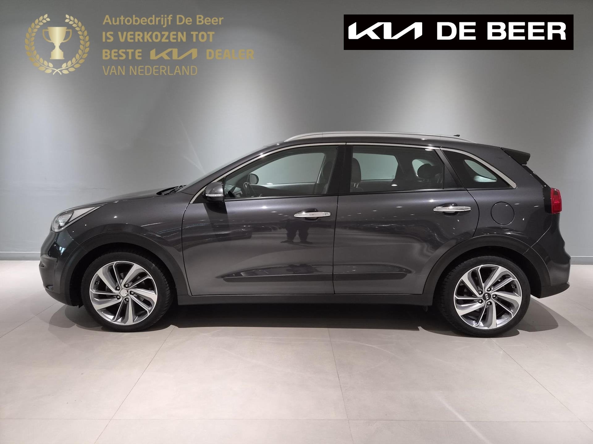 KIA Niro 1.6 GDi Hybrid 141pk DCT6 DynamicLine Navi/ Clima/, Auto's, Gebruikt, Leder en Stof, Origineel Nederlands, 26 km/l