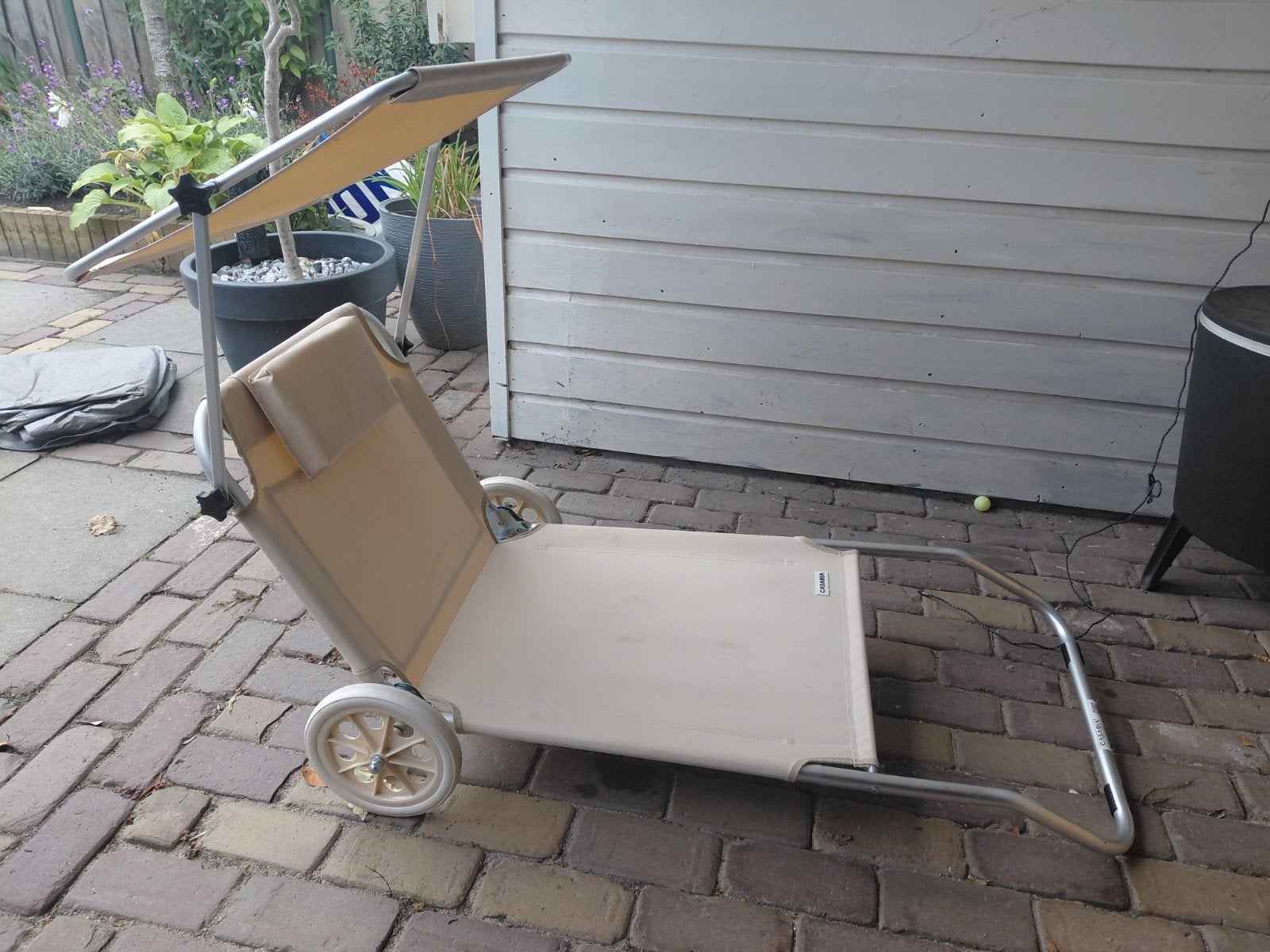 2x Strandstoel met wielen en zonnescherm, Ophalen of Verzenden, Gebruikt, Campingstoel