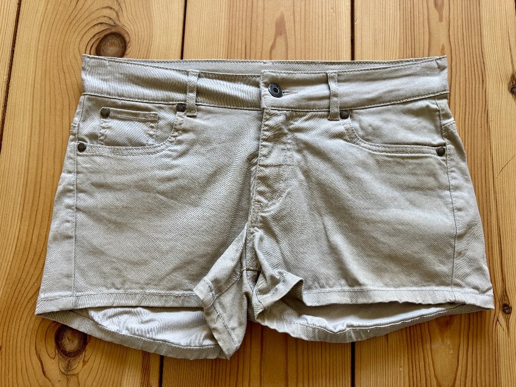 Vila Short / Broek - Beige Denim - Small / maat 36, Overige kleuren, Ophalen of Verzenden, Zo goed als nieuw, W28 - W29 (confectie 36)
