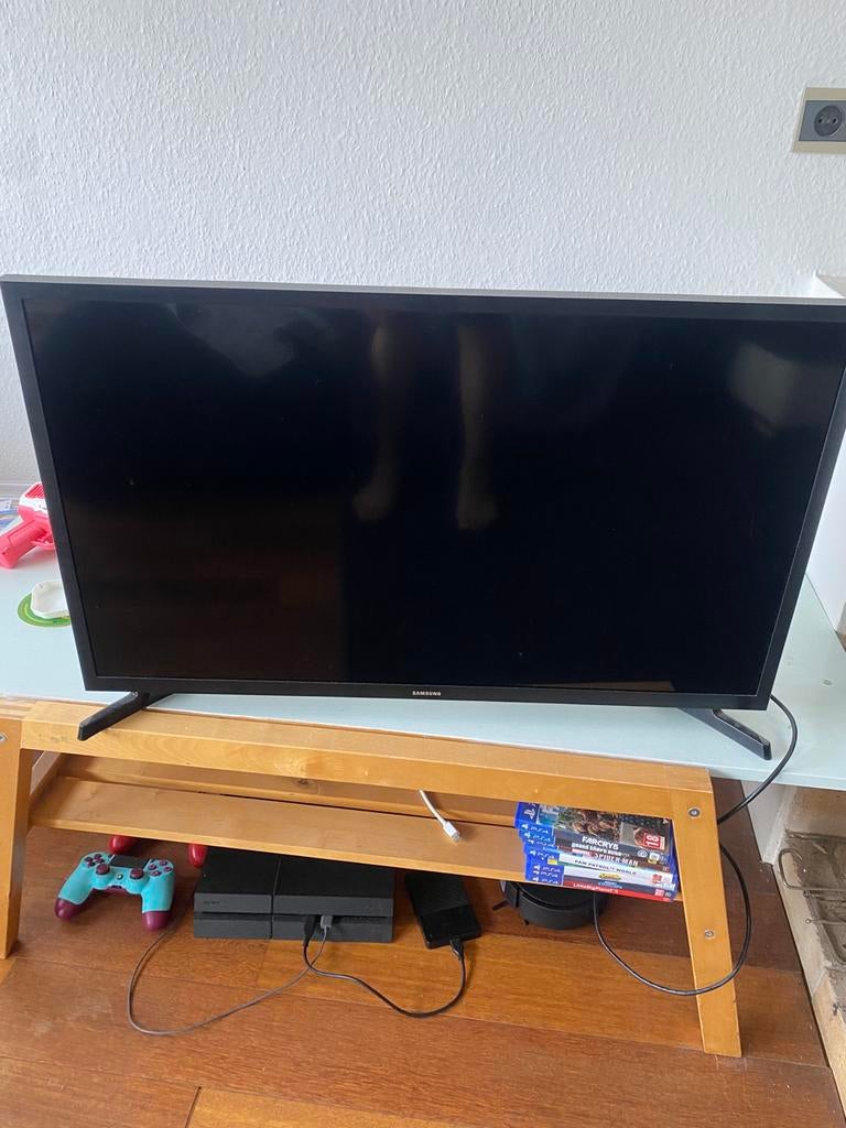 32 inch, Audio, Tv en Foto, Televisies, Ophalen, Zo goed als nieuw, 50 Hz, Samsung