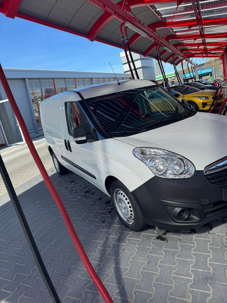 Opel Combo 1.3 D 66KW 2015, Auto's, Bestelauto's, 1360 kg, Euro 5, Stof, Zwart