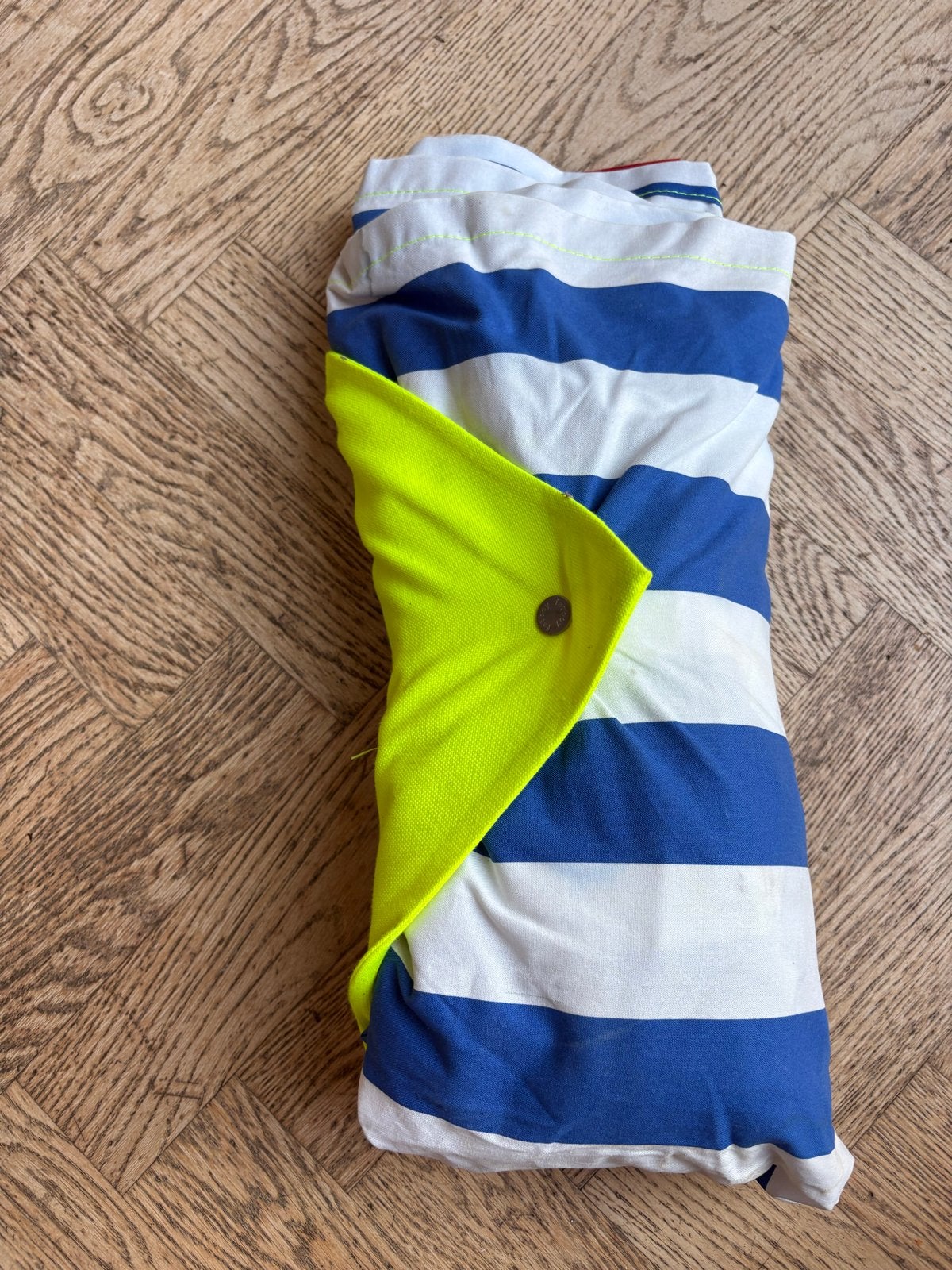 Fatboy Miasun Parasol - Blauw Wit Gestreept, Ophalen, Gebruikt, 1 tot 2 meter, Strandparasol