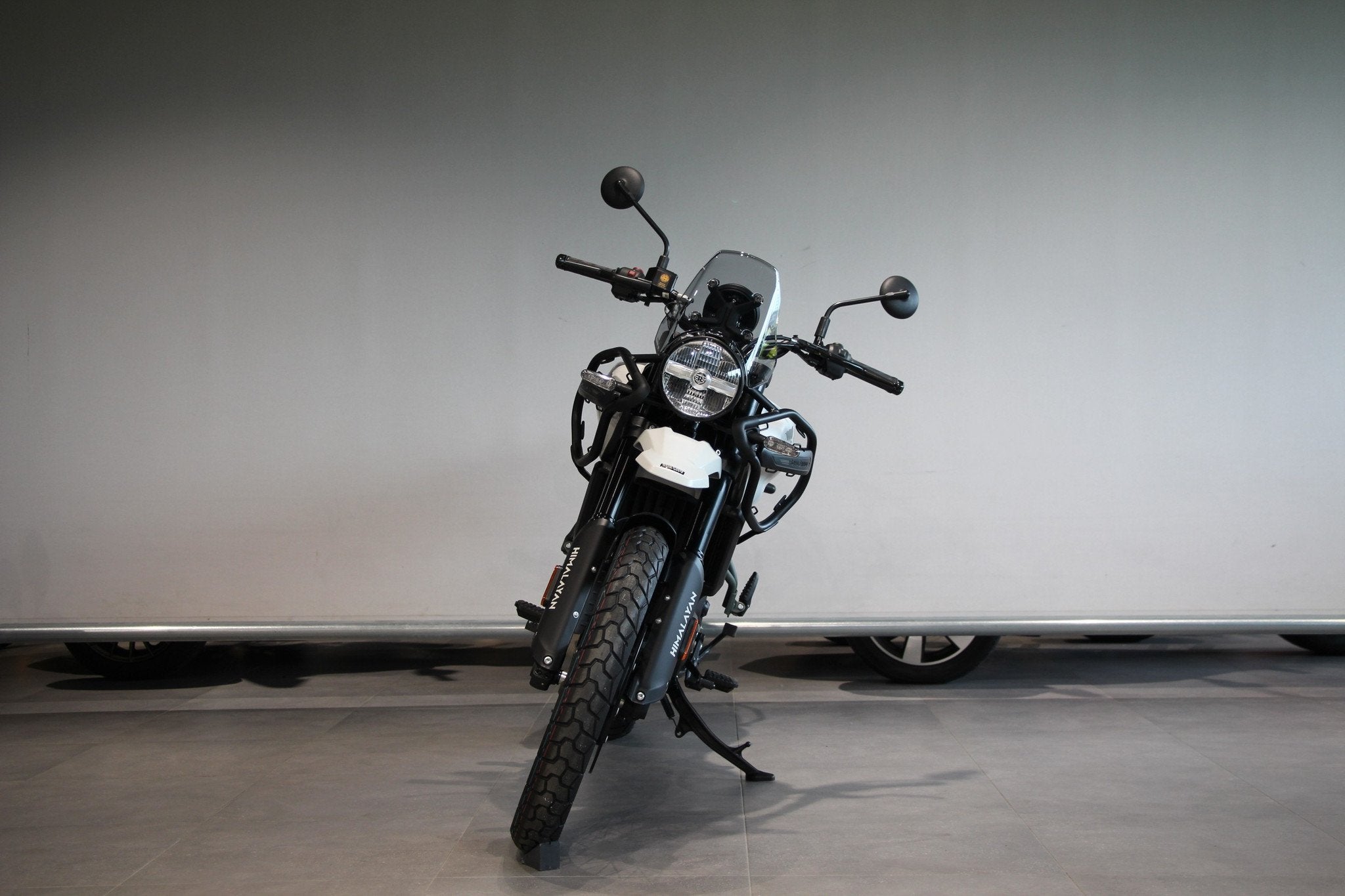 Royal-Enfield HIMALAYAN 452 TUBELESS (bj 2026), Lorentzlaan 14
3401 MX  IJSSELSTEIN UT, Nieuw, Bedrijf, Toermotor