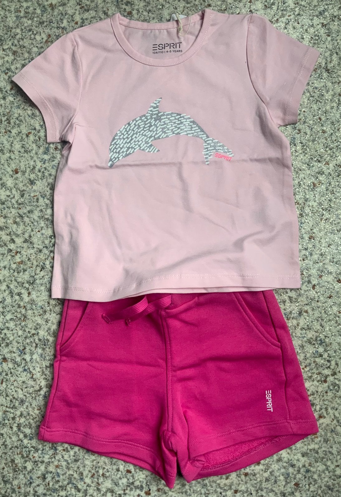 Esprit roze glitter dolfijn setje mt 104 NIEUW, Ophalen of Verzenden, Nieuw, Meisje, Setje