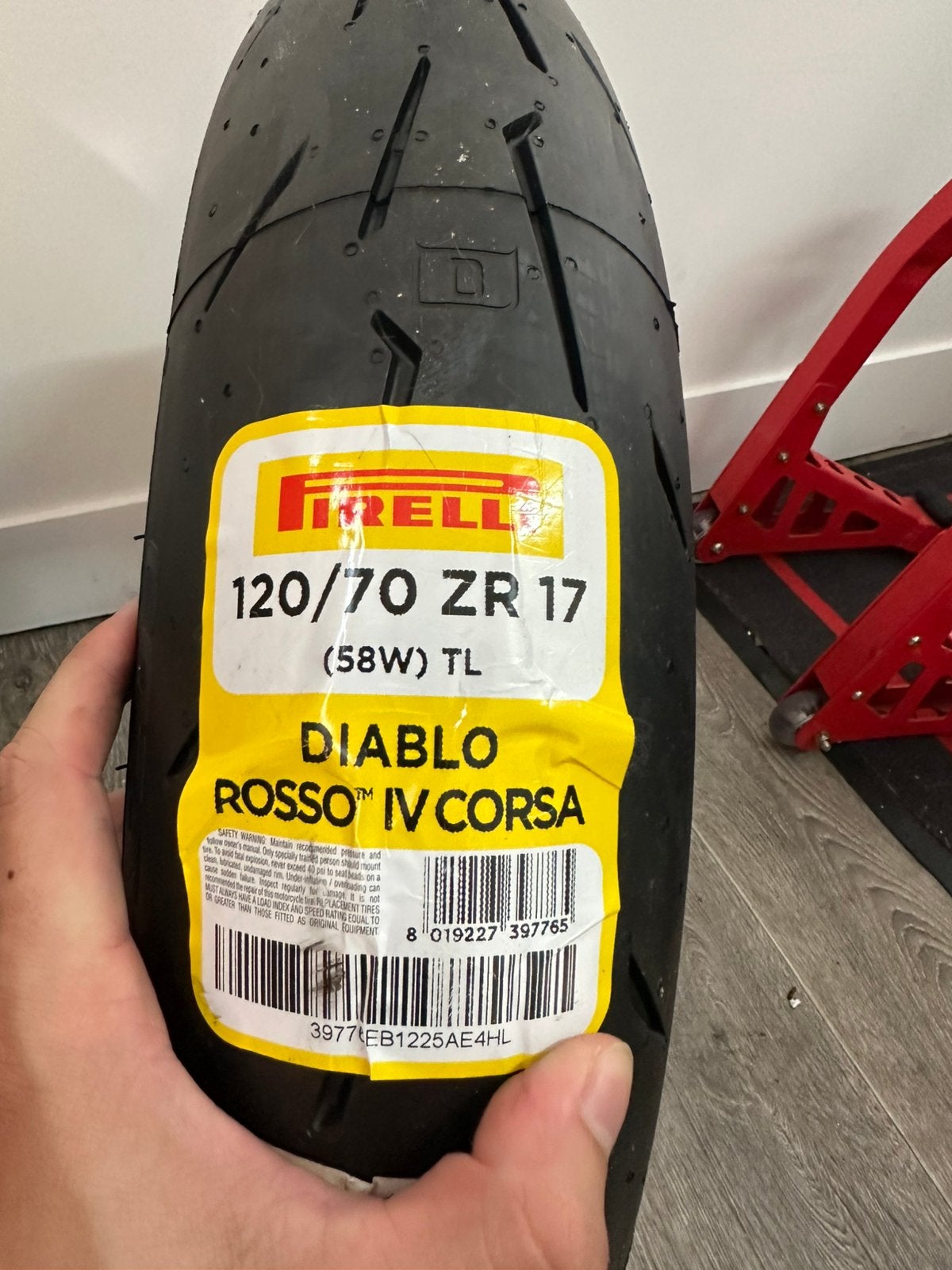 Nieuwe Pirelli Diablo Rosso IV Corsa – 120/70 ZR17, Ophalen, Nieuw