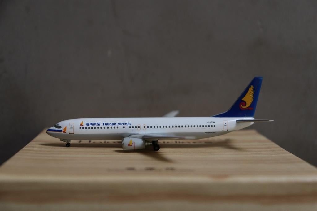 Herpa Boeing 737-800 Hainan Airlines 1/400, Ophalen of Verzenden, Zo goed als nieuw, Schaalmodel
