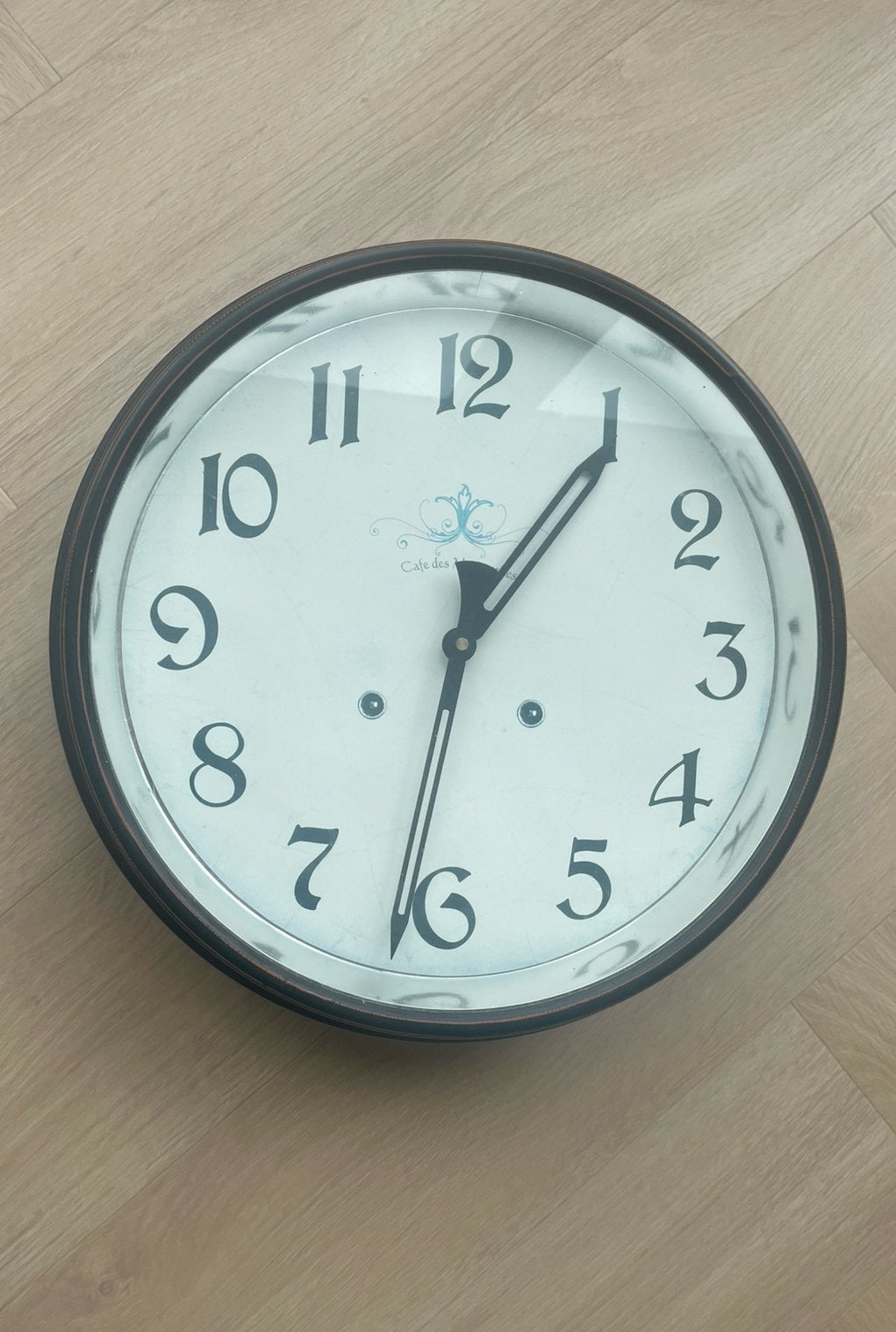 Klok, Ophalen, Zo goed als nieuw, Wandklok